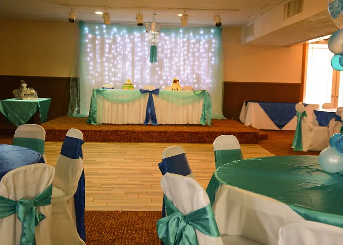 Grand & Banquet Center 2*