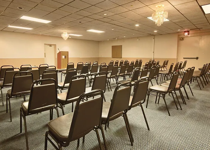 Grand & Banquet Center 2*
