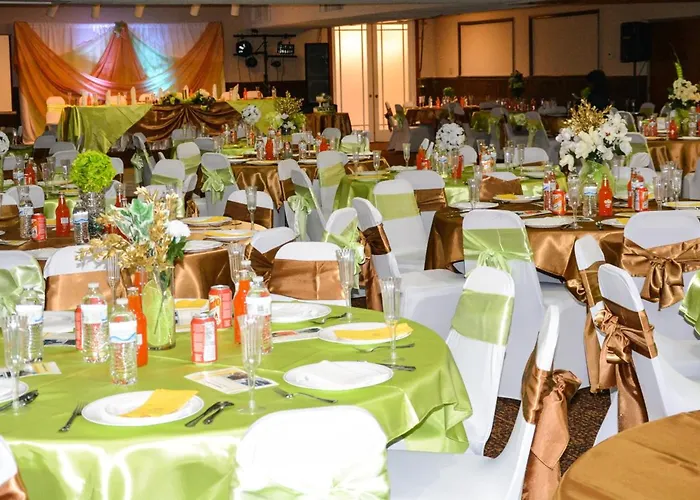Grand & Banquet Center 2*