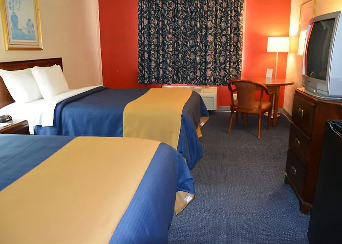 Grand & Banquet Center Hotel