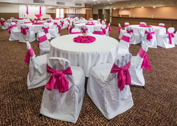 Grand & Banquet Center 2* Columbus